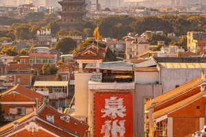 【年味泉州】闽南游神-开元寺-西街-非遗（南音、木偶戏）-天后宫-蟳埔-洛伽寺-黄金海岸-详芝渔港-梧林古村落五日游