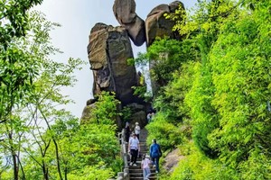 【非周末免费爬山】2.26 新县将军山丨趣石奇观 (武汉出发1.5小时直达)