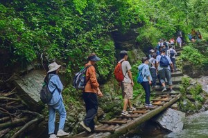 【童趣初夏】6月2日儿童节大手牵小手，大冶大泉沟摸鱼摸虾,夏季避暑游玩好地方！