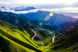 【南疆进北疆出精华线路】一网打尽南北疆精华景点、领略新疆风土人情，三十天行摄之旅！