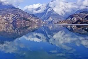 【达瓦更扎周末2日游】畅游云海之巅，遇见美丽神山（免门票）！