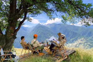 【春天野奢露营Glamping】为品质消费者定制的最新户外玩法，以舒适的方式欣赏云海、星空、日出！