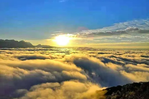 【国庆达瓦更扎2日游】畅游云海之巅 遇见美丽神山！（10月2日、10月4日发团）