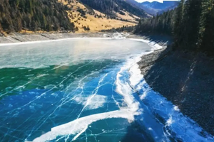 【元旦节金川情人海蓝冰12.31-1.2】坠入峡谷的眼泪，上天遗落的翡翠明珠！