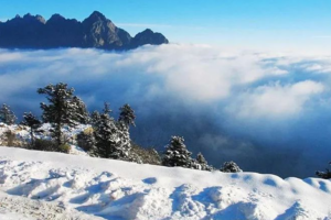 【元旦节12月30日-小天台山的魅力冬天】小众而静谧的云海翻腾、或冰雪秘境、或魅力雾凇，享受冬日的休闲和治愈！