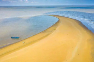 【春节纯玩-三娘湾海豚6日游】三娘湾看海豚，犀丽湾赶海，“长流仙境”德天瀑布和明似田园！