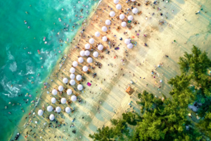 【春节纯玩-涠洲岛5日游】“大蓬莱仙岛”环岛游，休闲摄影北海老街、银滩、鳄鱼山公园、天主教堂、贝壳沙滩、滴水丹屏！