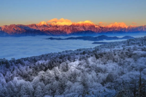 【王岗坪+龙苍沟】贡嘎雪山的小众观景台，宝藏秘境王岗坪，冰雪王国龙苍沟！