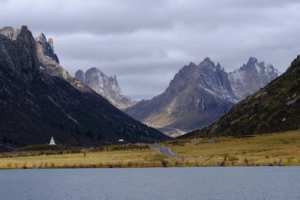 【五一节莲宝叶则3日游5.1/5.2/5.3】川西的石光仙境，鲜为人知的原生态秘境！