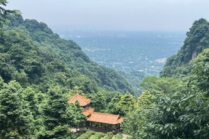 【7月14日特惠-青城侧山的小众秘境】圆明宫穿越至玉清宫，不被大众打扰的道家清修之地，享受夏天的幽静和清凉！