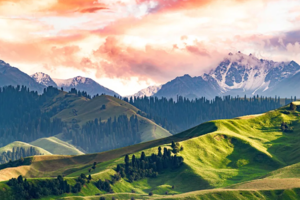 【暑期-新疆醉美伊犁9日游】赛里木湖，喀拉峻全景，巴音布鲁克日落，吐鲁番沙漠，独山子大峡谷，薰衣草，伊犁全景游！