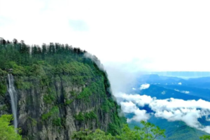 【中秋瓦屋山2日游9.15-9.16】观云海、觅佛光、走进南国的桌山奇观！