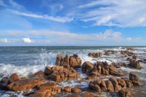 【春节特推-京族三岛6日游】四季如春的绝美海边，原始、平价、小众的古渔村落，趁人少赶紧去！