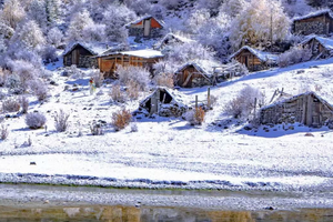 【寒假理小路1日游天天发团】川版阿勒泰的冰雪世界，雪山环绕绝美公路，轻松打卡摄影精华景点！