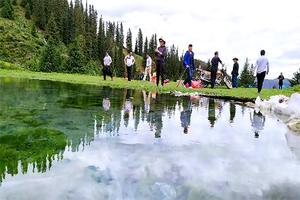 谷布神山徒步登山活动