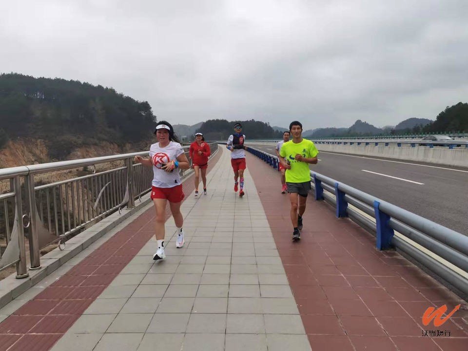 Y_Tm7F0FIyl9DqKyJrlgbRHSRvEg2rlIxW3_PWjSxqdr7xJcn074uLUJ1wClqydY