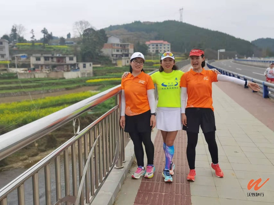 Y_Tm7F0FIyl9DqKyJrlgbRuK5g2TKEfYa8b2_G-4TR_bHLDP78tT_-tLGRhWYZyw