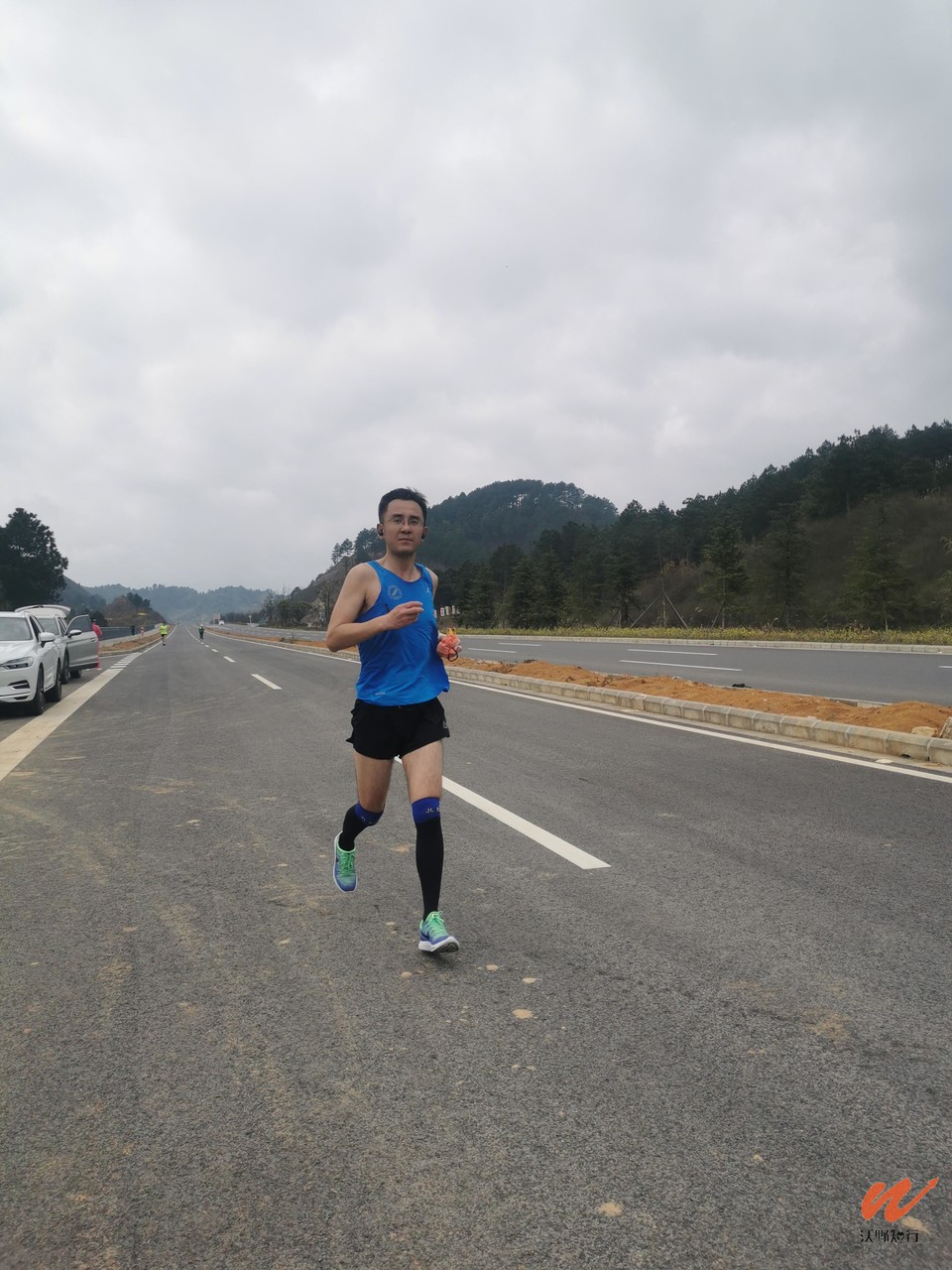 HOrtKcZuccDlUF7tYEghM6K7RioFm-3Tj7aGYXK6QyLJj86EqB-z4WpXt3nDbiUw