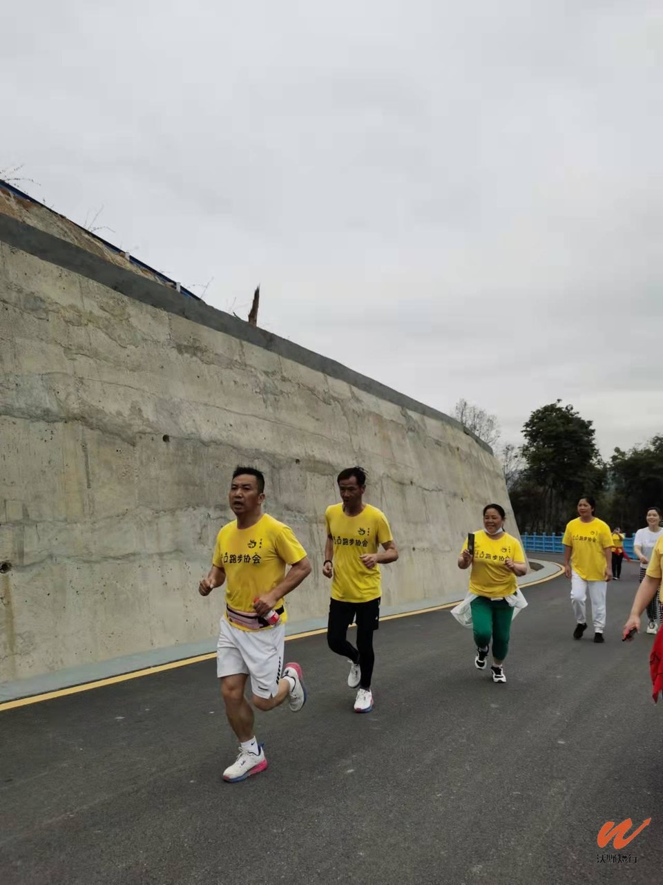 b3MMdtqA5JaCp77oiw02E3Q11qD5QxOpbuT82J4hpXMo-LfNf4QlBC27q_KyRxn1