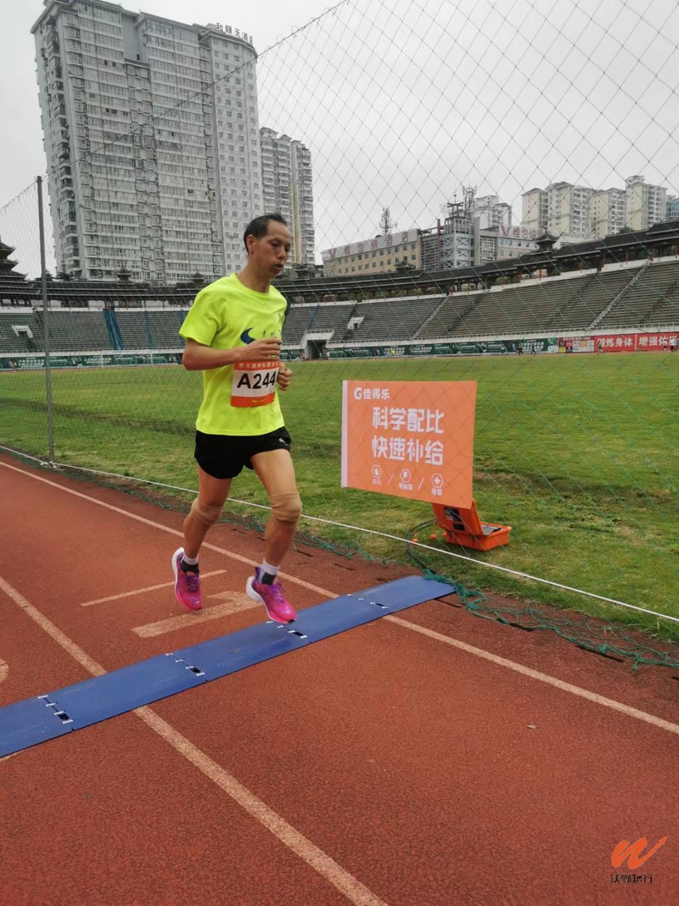 NOqfJ1y41gdmT6gp1rxRTPNk_VwtR2O-XgkXm-B9pGSzFByJibxAg1fPF6v79OP_