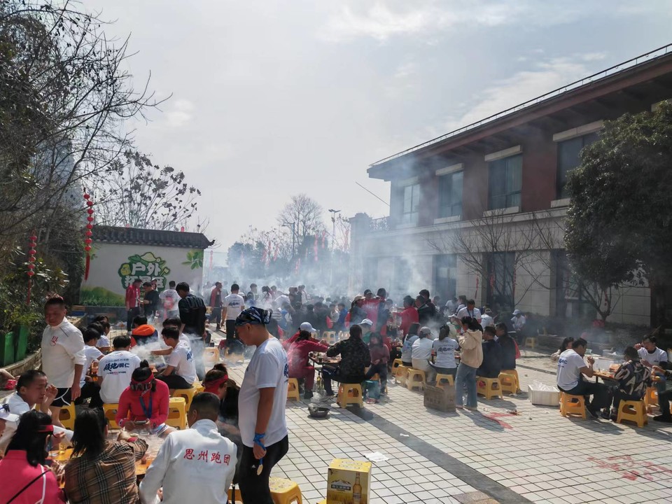 FmRmt-8tGb9OVyju_InyMSQTWlHYZygs7zHAFg94mfL0aEkvtFxCN9OJEpQNgwEI