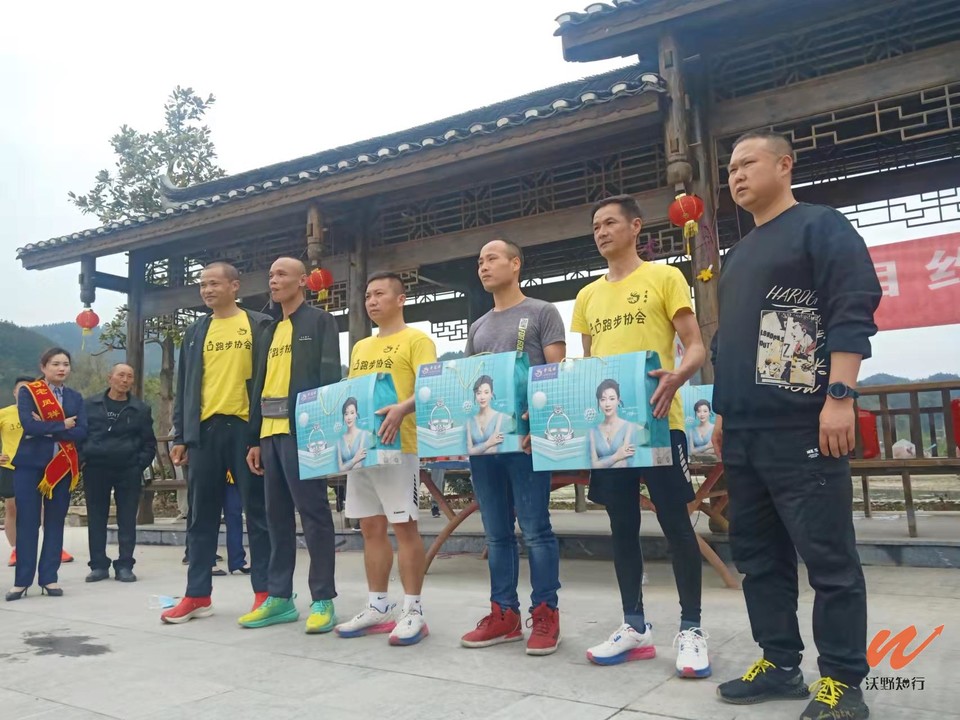 eXWYV2fa_pNuU8SZdefwUg-fdqcEdenWZnJ78imw6SePad1fB-VXXg5mOSM9uCY6