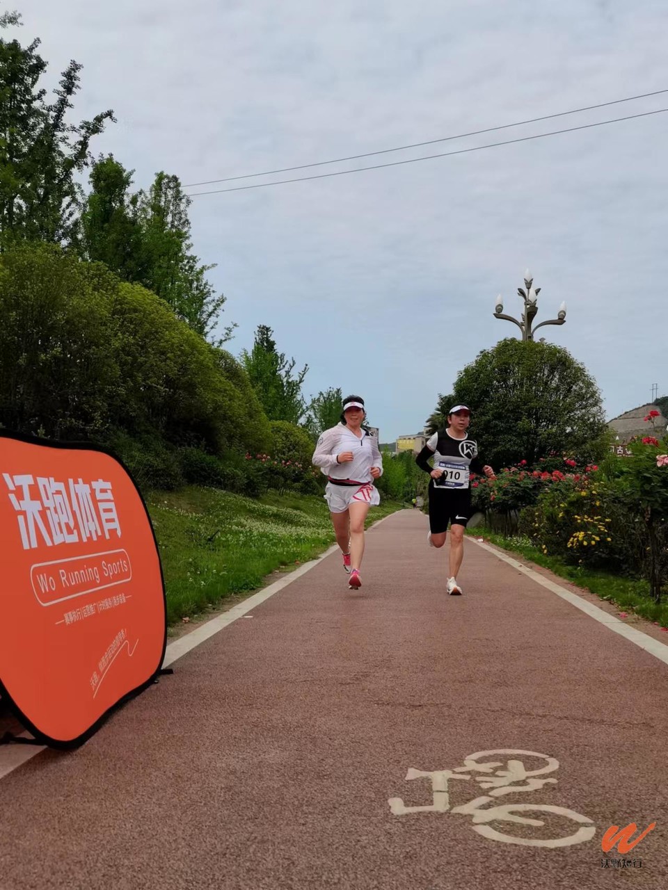 z0GKyttbghm38ncN_QceuCgifIzt8UgnPO1r4p-qd6W7EW_QiKUPFC_eOA17r2cA