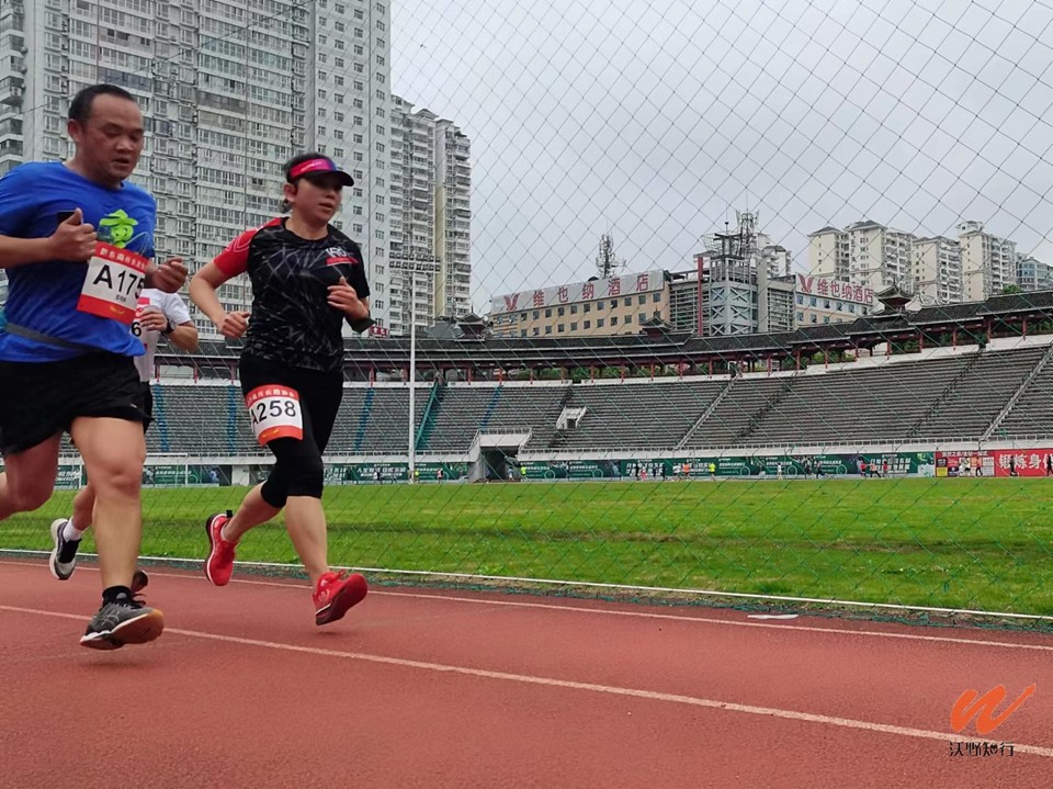 fTnN8yG1IFuoJyCpx5YVEwIVS1rVeAvcEHdZGC4EzyGIip4_8VCV2EwqV_si2MZ-