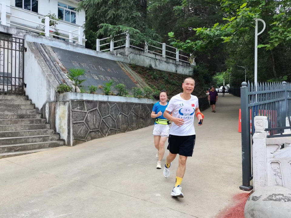 vaMMDQzvxZbQQayNsxW90-RmeeBTMrZR8-_-yOr8GGnjbcEyB-XZ5hTbsg7FgnSN