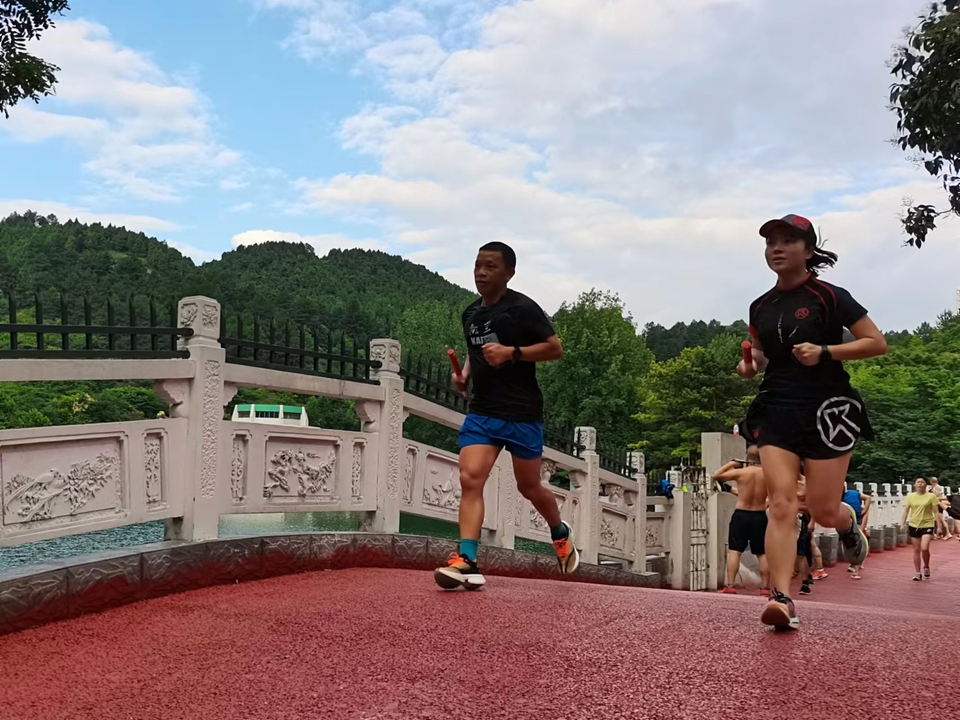 4KSzzO-IsTsjmURYgyzdHym7g0kY94XIMTGQoXPjrqxoaPMZe7-9ab_HzUnQNqBu