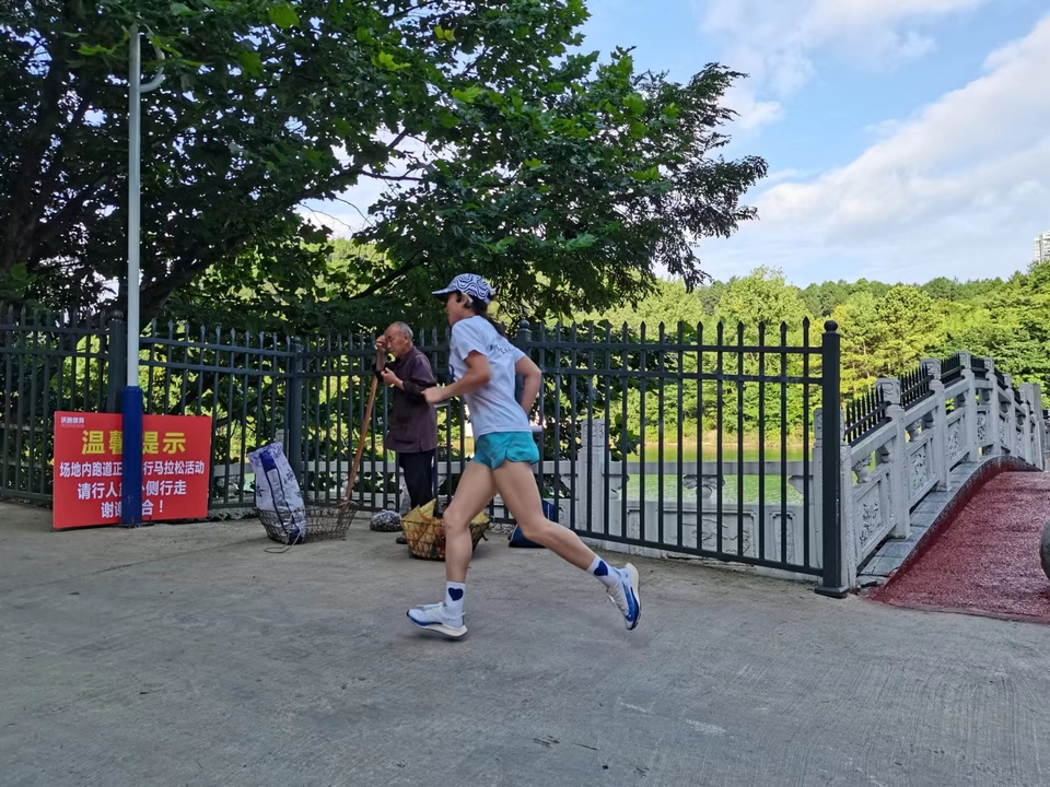 4KSzzO-IsTsjmURYgyzdH-iWSalLREA4cCU26vplBrkmycCzzPOgirJXOBsIOWYZ