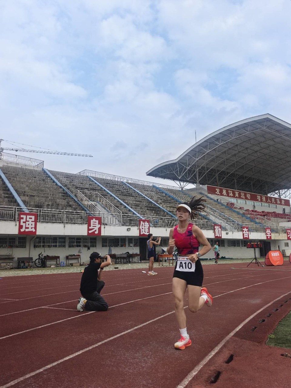 uFZoo1rkq_Vu9qhGIyHaldQfwUPfMYnbw_TdqOektMv7_ce45U-59PfWAAG5k5Ul