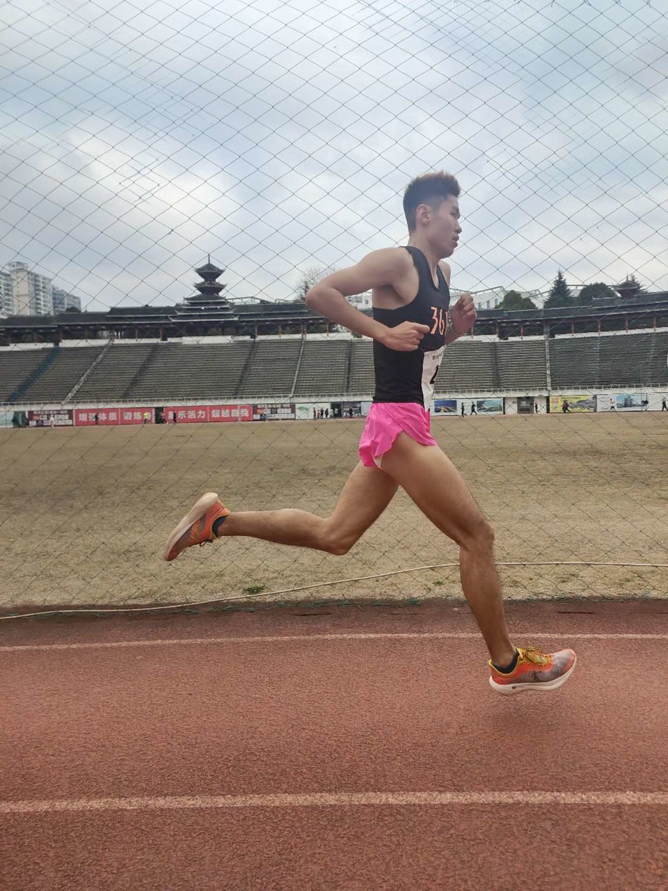 e9YH-RvhixXZGPFudehuI6RNToT_tg3W3olKkmW0gJ9gxvJgQOu1qC8q5yWZQGL3