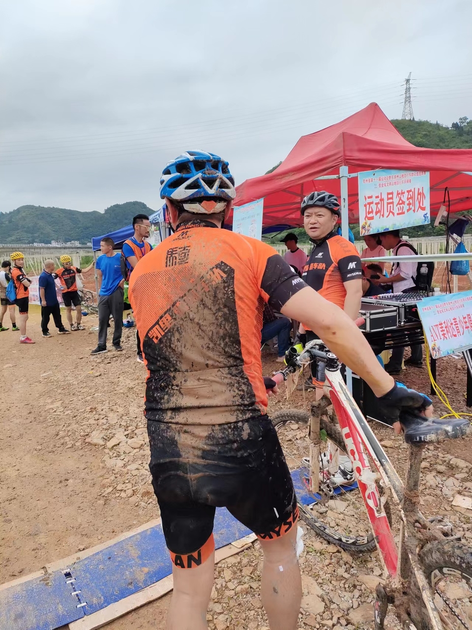 JW7JR3_0Kbc9O0abE_aqRFVFoo9-5VwZ7o8jo9TcAG8pvtzYnmrOsHzH7-NGB4kv