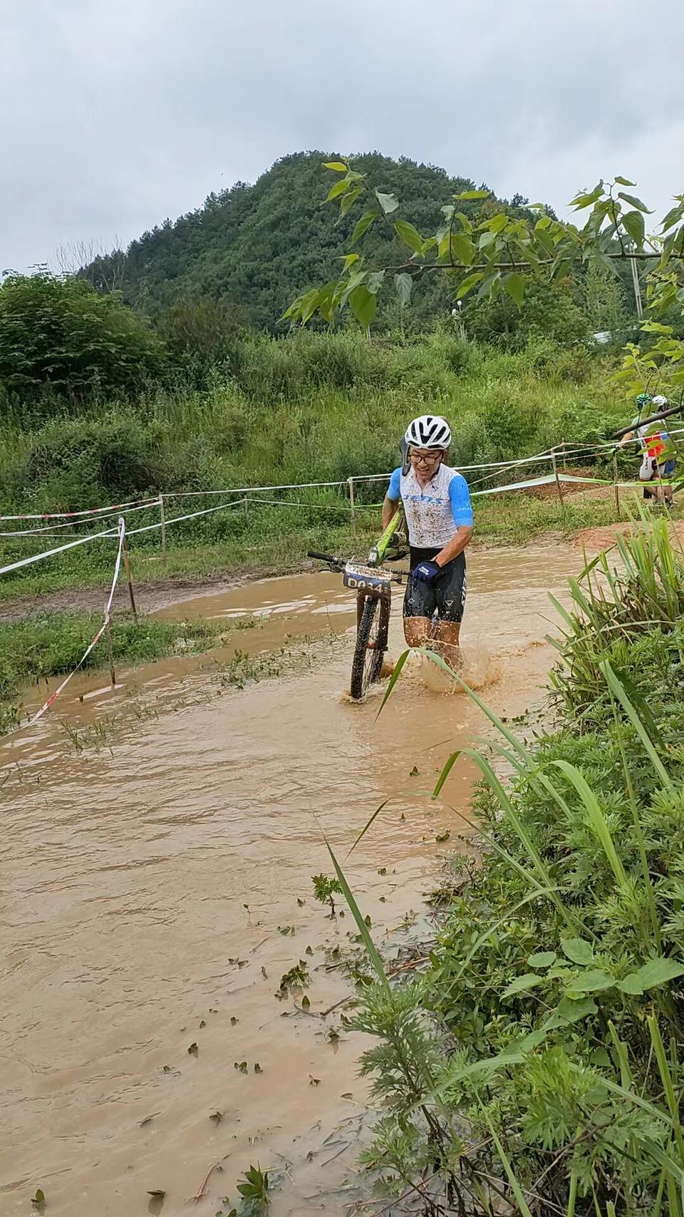 JW7JR3_0Kbc9O0abE_aqREgson48eBNZyOL0gwfJr5v4Zv2FAR9vIuKn6gvkIHkX