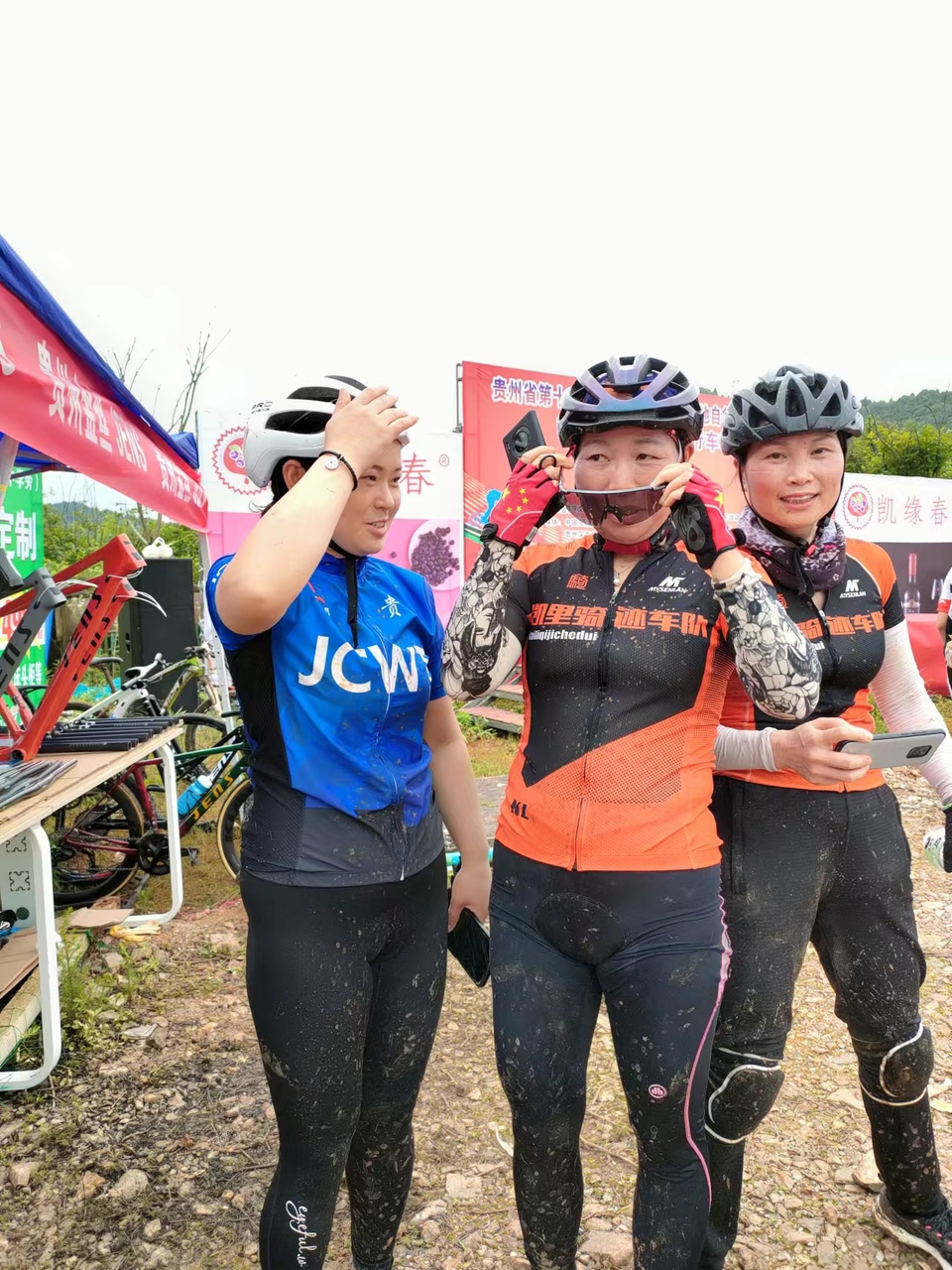 JW7JR3_0Kbc9O0abE_aqRBSpONXfSJseinFkMPz4c83oEI2r-YsQxBErIsDZIUdi