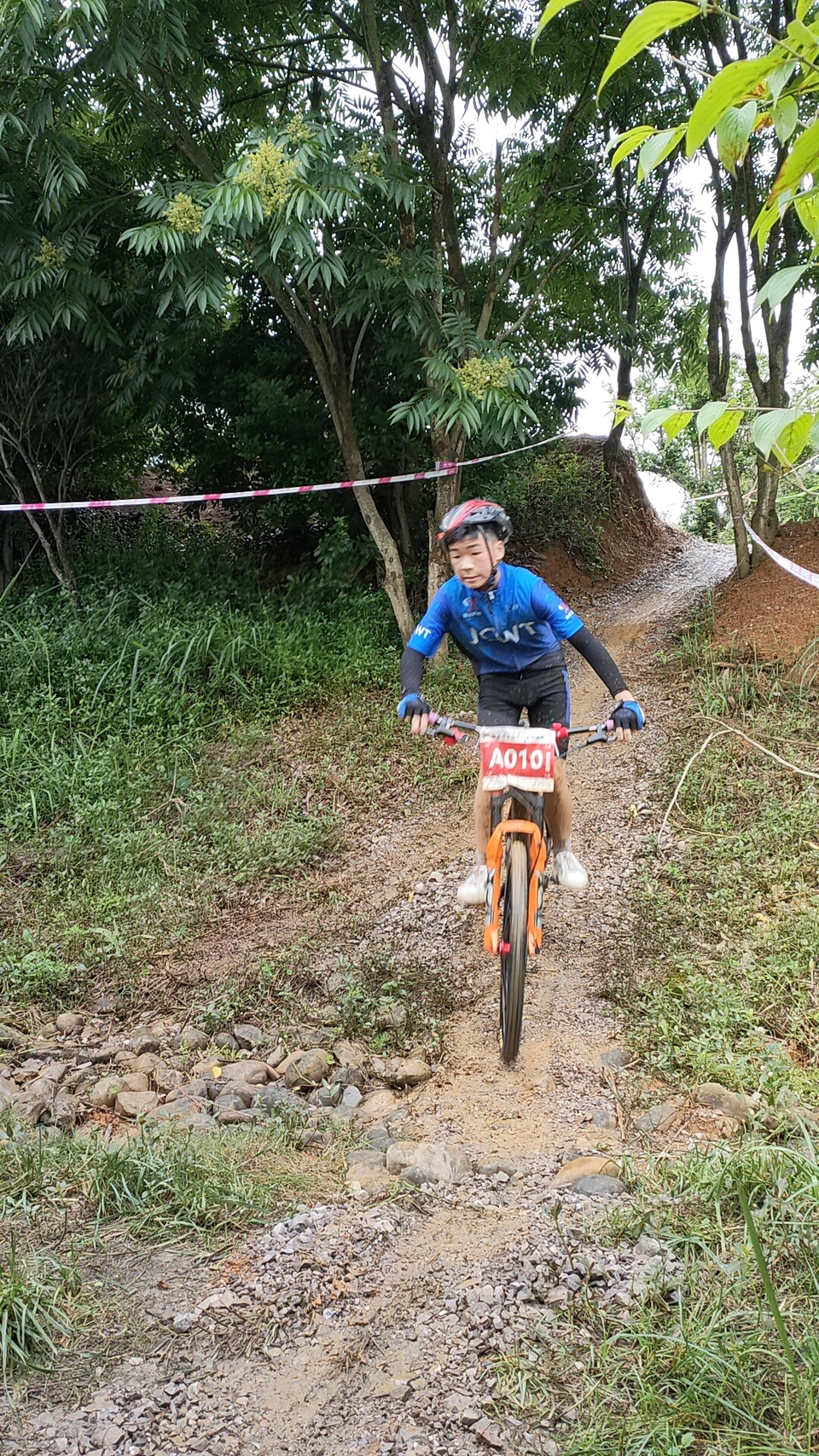 W2YnR2skVXRQskqp12BBavGDSwY-KxchPFBZT1cYxYzKU6YYHe4kicZ4oLkWku6S