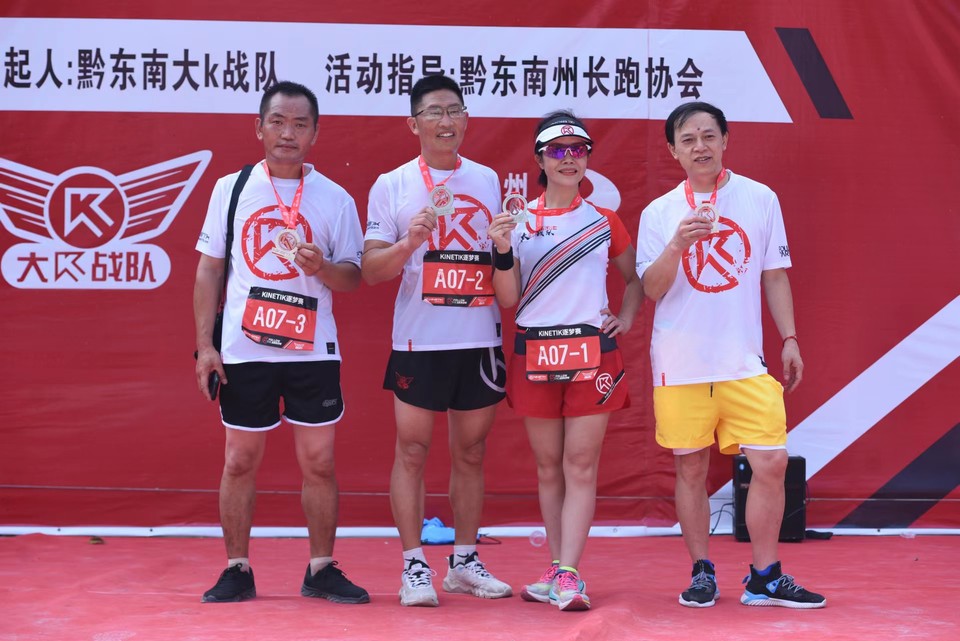 UTu7__CtH7kodQNeuGTzJ5_YqxqTq8-j0gFRntYi7EtmkbcrQ-oaj9UBztW3R8q4