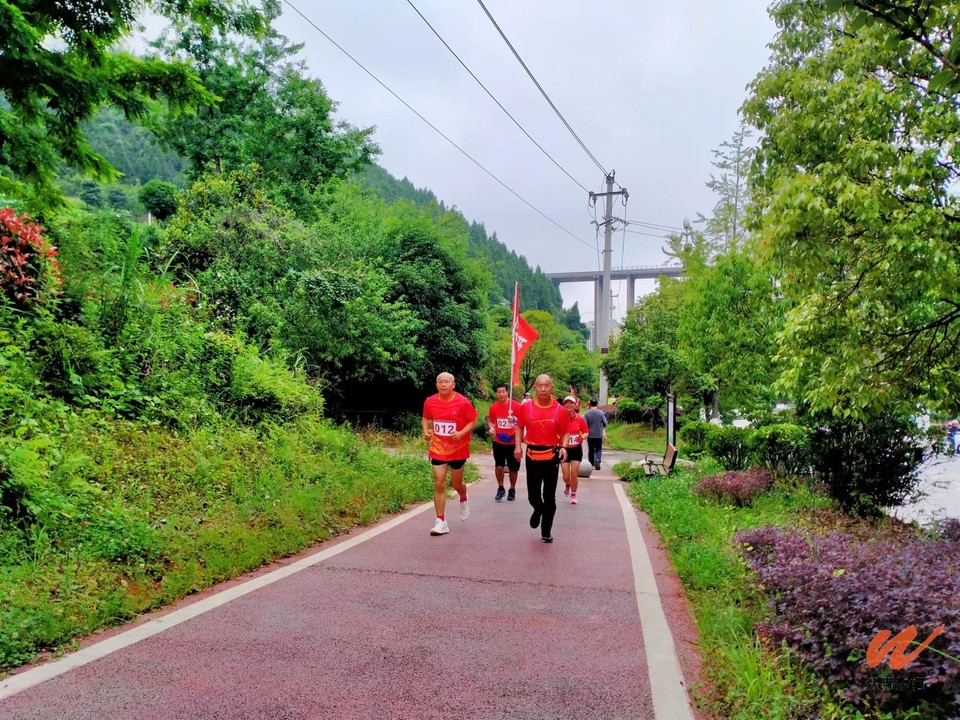 DzBRrIf8mJ22GpAuV5pdkD55VsLMUDrMhDxIegWzhUoCFvB5I7Sedhc7C7zklXST