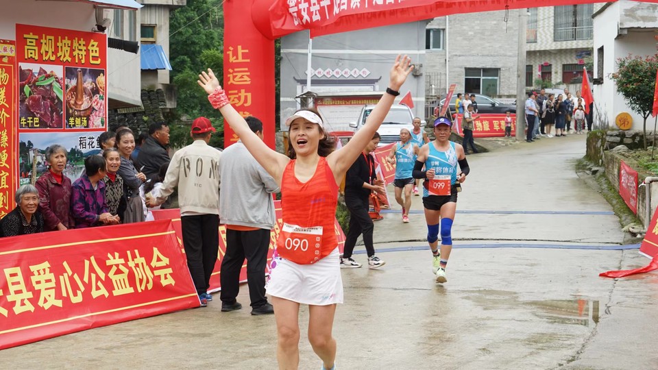 rn-H-TicSaf-jZNCEV9-yEo8WyaX2ocTSaBEf_Jwq9rTMmkQuSmCMdiy4GoNUIgc