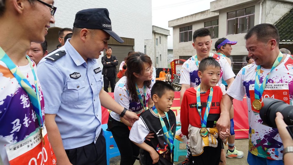 rn-H-TicSaf-jZNCEV9-yJKCAFCPVC1v4TPsE5ri-m1qSobEA1BFetJ6AVhqj87P