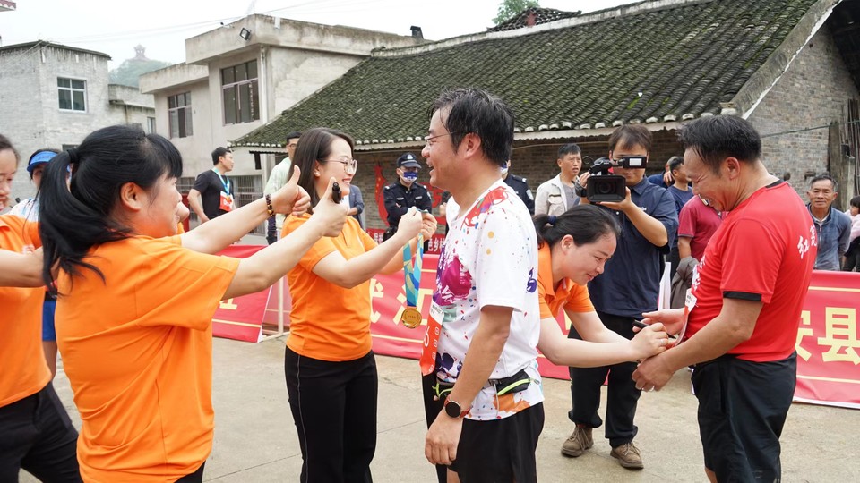 ICz-xwpzw22zi_rl0kQUPWVPZnWCIB17wASr6iQlzIfWBwoOMGIG5kbZMMC45pGP