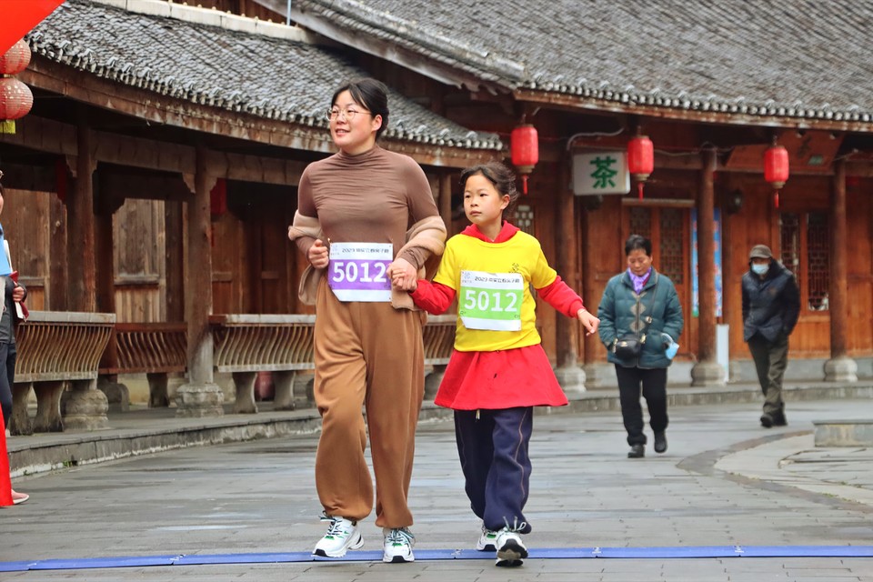 1F001718-16B1-43F6-8EEB-335A8F2F8296