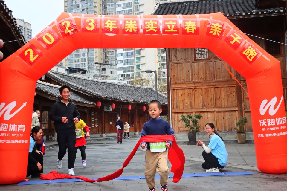 12B1BEDF-5DC7-4B3B-A0F4-3DC980A65EB5