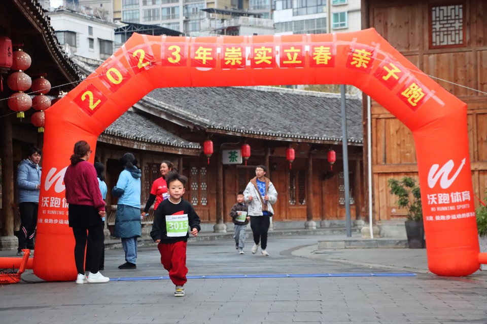 87885C7A-C979-43B8-8F14-D31CE6F0CCB0