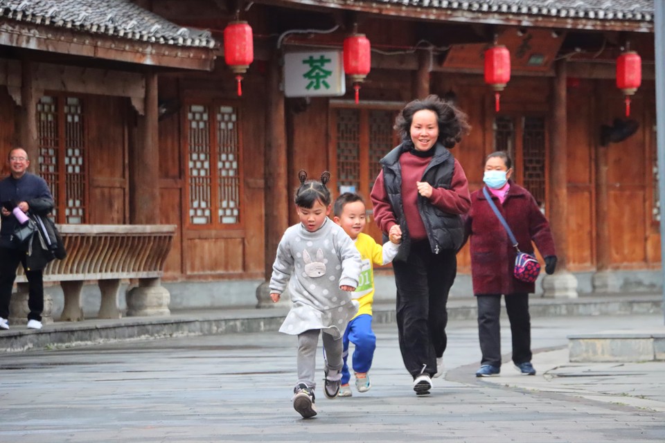 7C1C4873-54D4-4ED8-93A5-F1B1951F2516