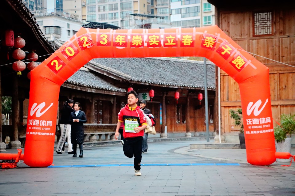 6B5A0184-078B-4E24-BFD7-B5359C12BFCA