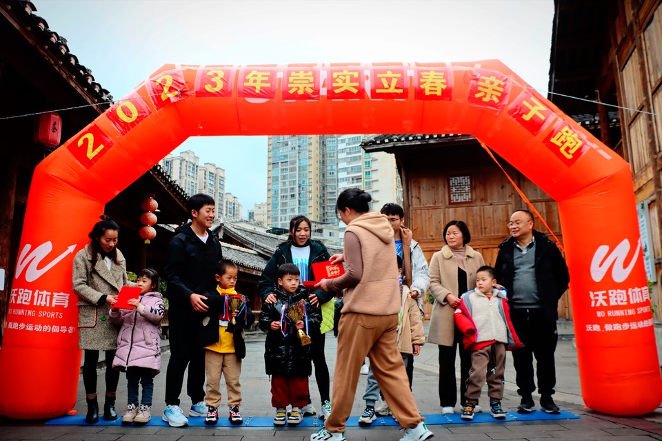 A00EA576-AFF4-494D-9CDE-781564C66FDE