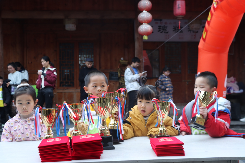 4A8FE2C6-5F14-4650-8AF6-539CD6AF259D