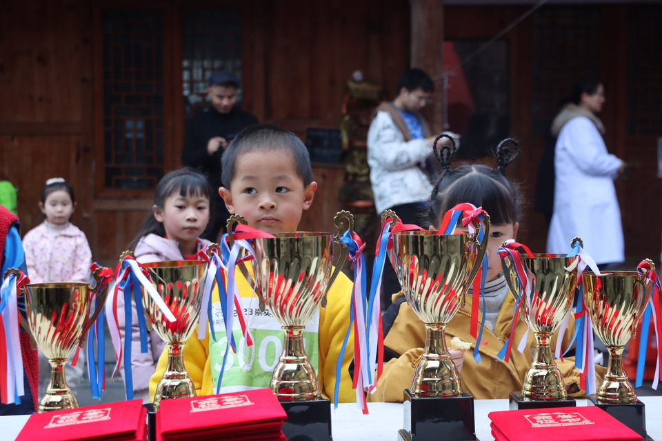 10081713-C650-4C38-A07C-A029B31C2890